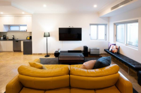 Luxury 3BR Home in Mascot - Convenient Location for CBD and Airport Sydney
